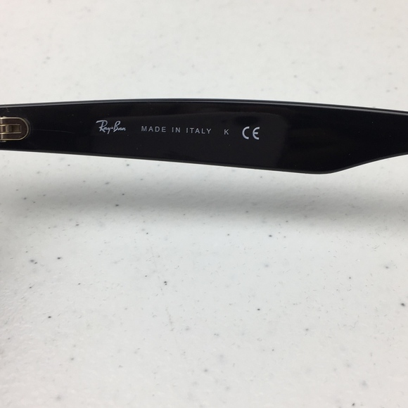 Ray Ban New Wayfarer Black w/Gradient Gray Lenses - Picture 8 of 8